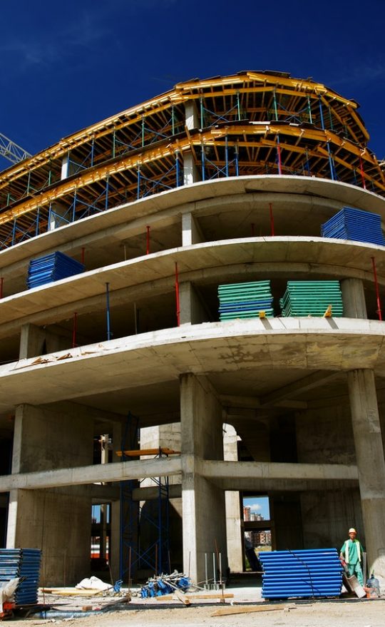 area-control-sicherheitstechnik-mieten-baustelle-aussen