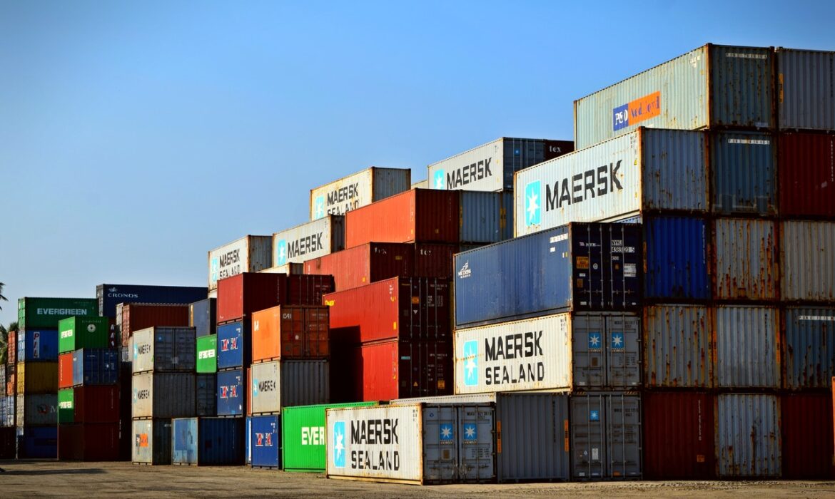 Lagercontainer & -flächen